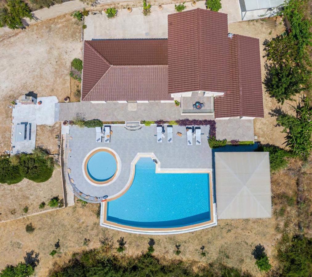 Kaminia Blu Villa Ratzaklíon Dış mekan fotoğraf
